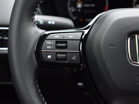 New 2026 Honda HR-V EX-L image 17