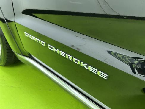 Used 2015 Jeep Grand Cherokee Summit AWD/4WD image 15
