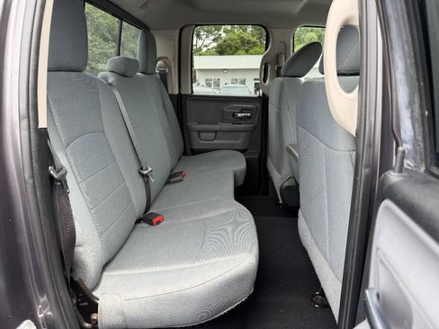 Used 2017 RAM 1500 Classic SLT AWD/4WD image 15