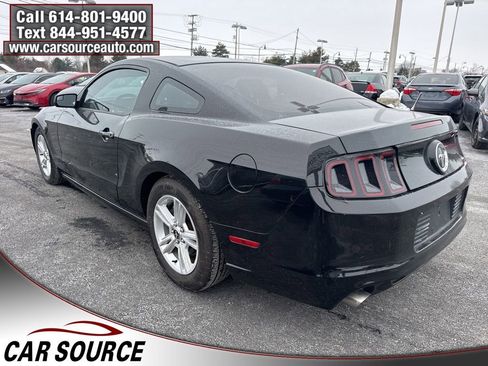 Used 2014 Ford Mustang Coupe image 4