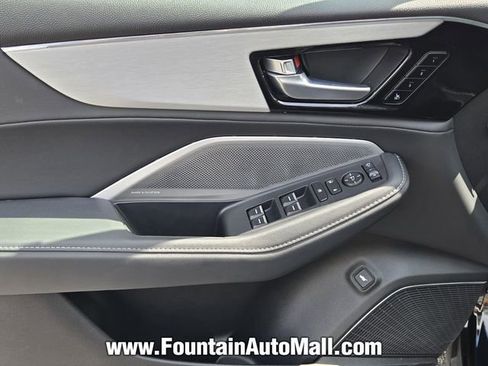 Certified 2025 Acura MDX FWD w/ Technology Package image 17