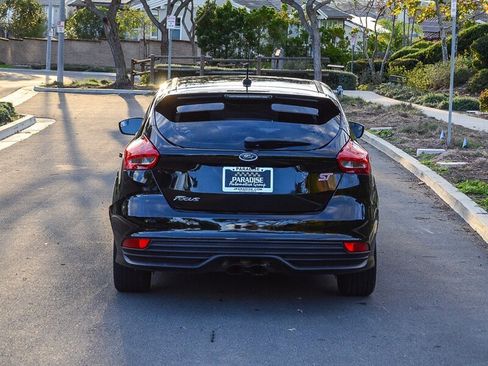 Used 2016 Ford Focus ST image 5