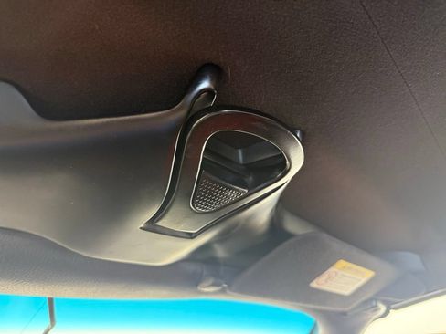 Used 2003 Ford Thunderbird RWD image 30