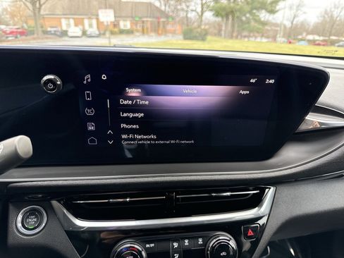 Used 2024 Buick Envista Sport Touring image 16