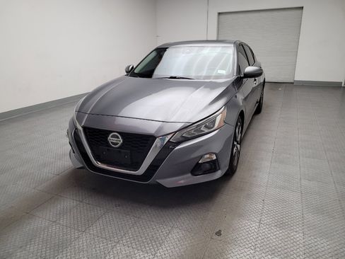 Used 2019 Nissan Altima 2.5 SL FWD image 15
