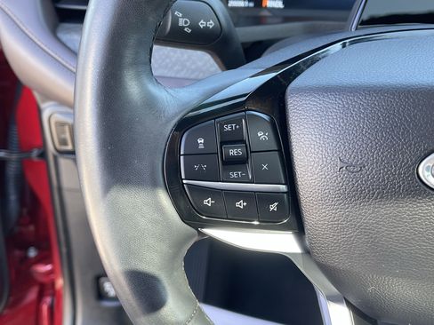 Certified 2025 Ford Explorer Platinum AWD/4WD image 20