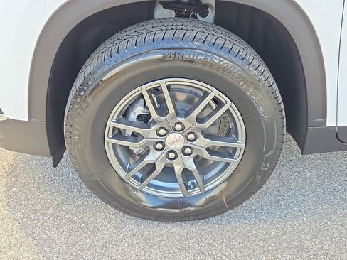 New 2026 GMC Acadia Elevation FWD image 7