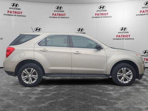 Used 2013 Chevrolet Equinox LS FWD image 2