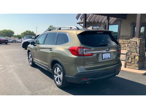 Used 2023 Subaru Ascent Premium w/ Convenience Package AWD/4WD image 8