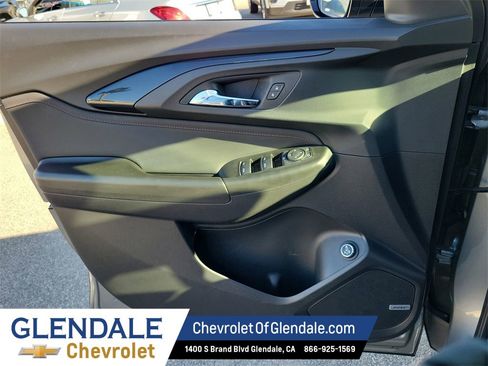 Used 2023 Chevrolet TrailBlazer RS w/ Sun and Liftgate Package image 38