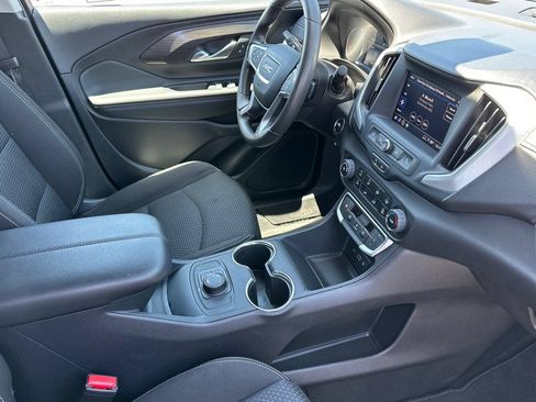 Used 2024 GMC Terrain SLE AWD/4WD image 20