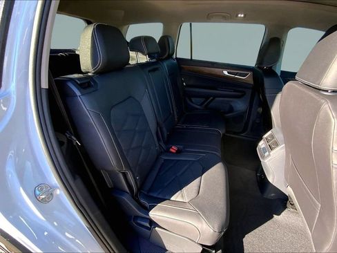 Used 2026 Volkswagen Atlas SE AWD/4WD image 10