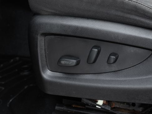 Used 2019 Chevrolet Silverado 1500 LT image 18