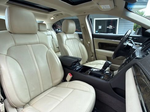 Used 2014 Lincoln MKS AWD w/ Equipment Group 101A image 28
