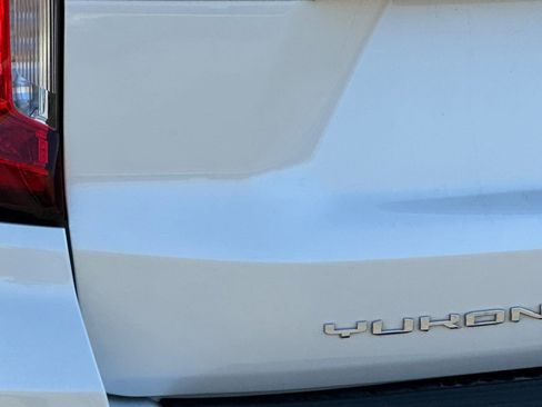 Used 2021 GMC Yukon SLT image 29