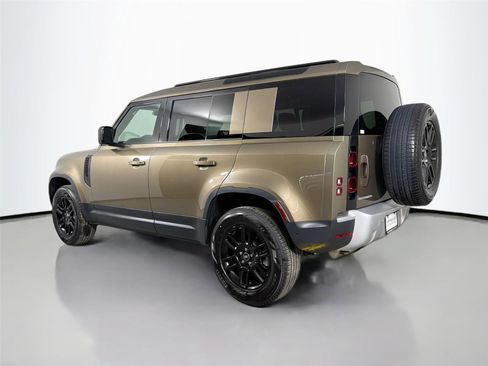 Certified 2025 Land Rover Defender 110 S AWD/4WD image 7