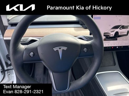 Used 2024 Tesla Model Y Long Range image 31