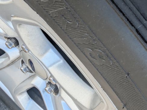 Used 2014 Ford Edge SE AWD/4WD image 10