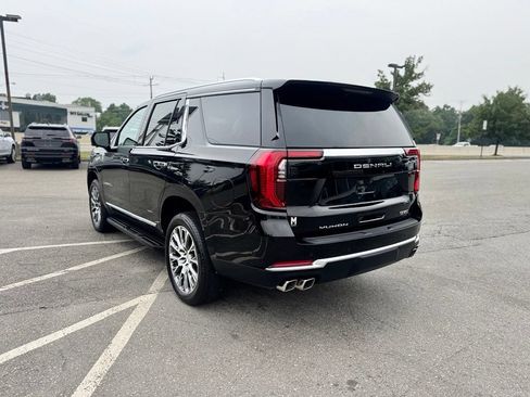 Used 2026 GMC Yukon Denali AWD/4WD image 4