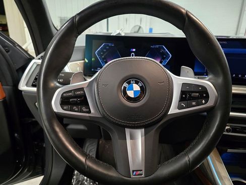 Used 2025 BMW X7 xDrive40i w/ Executive Package AWD/4WD image 18