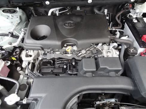 Used 2023 Toyota RAV4 XLE FWD image 35