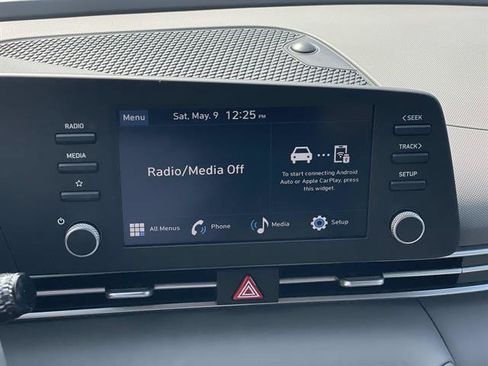 New 2026 Hyundai Elantra SE FWD image 11