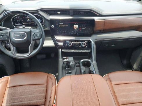 Used 2024 GMC Sierra 1500 Denali Ultimate AWD/4WD image 17