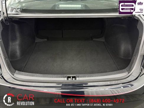 Used 2022 Toyota Corolla LE image 7