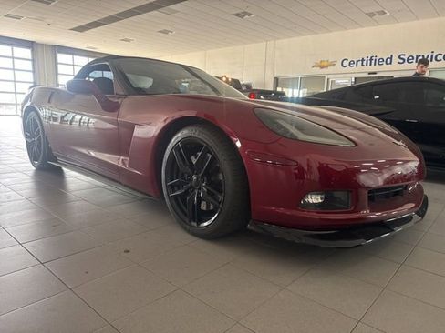 Used 2006 Chevrolet Corvette Convertible w/ Preferred Equipment Group RWD image 1