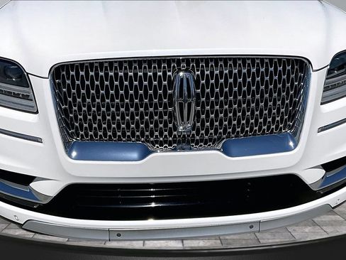 Used 2019 Lincoln Navigator L Reserve AWD/4WD image 30