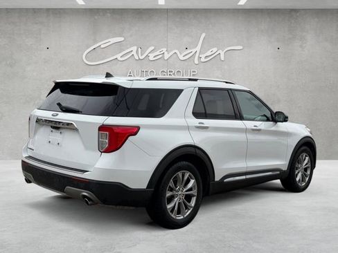 Used 2021 Ford Explorer Limited w/ Equipment Group 301A image 16