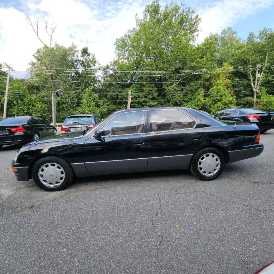 Used 1996 Lexus LS 400 RWD image 4