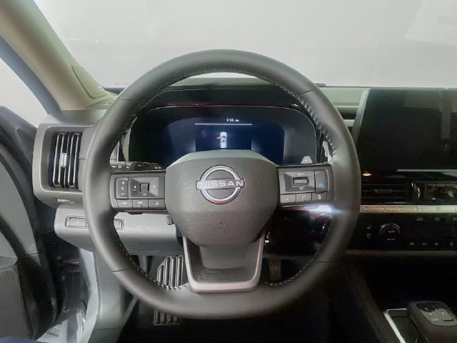 New 2026 Nissan Pathfinder Platinum w/ Cargo Package FWD image 8