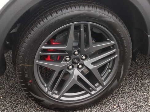 New 2026 Ford Explorer ST w/ Sun And Sound Package image 8