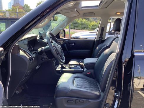 Used 2024 Nissan Armada Platinum w/ Captain's Chairs Package RWD image 8