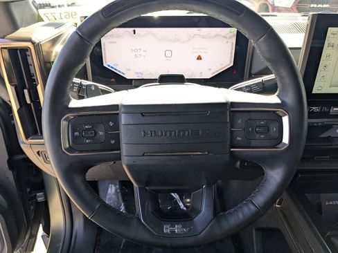 Used 2024 GMC Hummer EV 3X w/ LPO, Illumination Package image 16