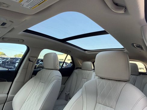 Used 2023 Buick Envision Avenir AWD/4WD image 16