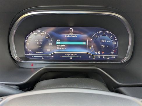 Used 2023 Chevrolet Suburban LT image 29