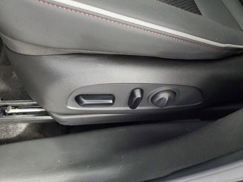 Used 2023 Chevrolet TrailBlazer RS w/ Sun and Liftgate Package FWD image 30