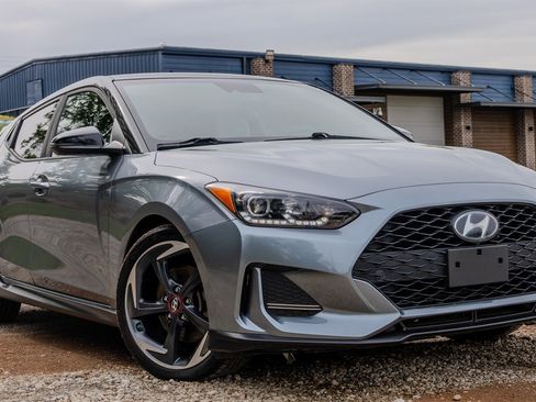 Used 2019 Hyundai Veloster Turbo Ultimate image 7