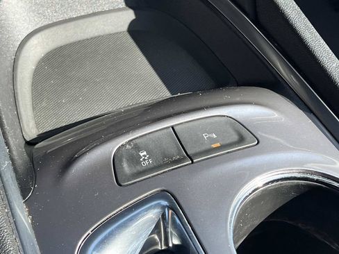 Used 2024 Chevrolet Malibu LT FWD image 36