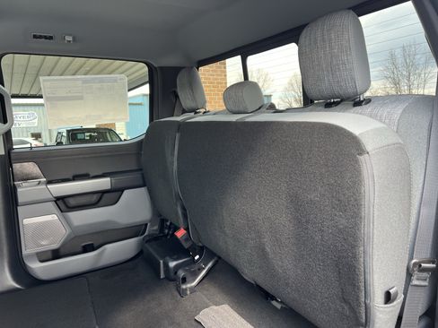 New 2026 Ford F350 XLT w/ XLT Premium Package AWD/4WD image 22