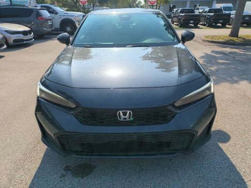 Used 2025 Honda Civic Sport image 4