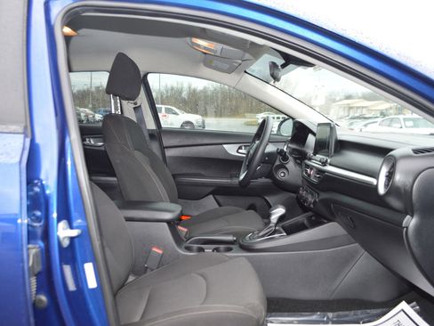Used 2020 Kia Forte LXS image 17