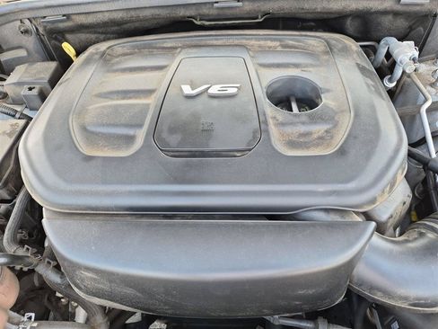 Used 2018 Jeep Grand Cherokee Altitude AWD/4WD image 36