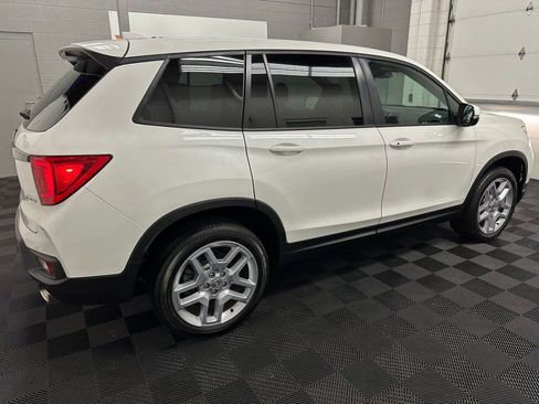 Used 2025 Honda Passport EX-L image 10