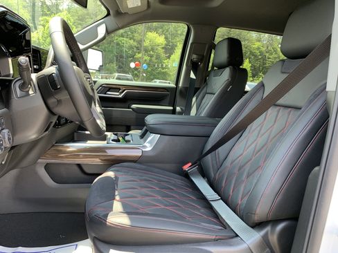 New 2025 Chevrolet Silverado 2500 LT w/ Trail Boss Package image 16