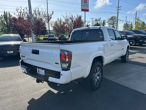 Used 2023 Toyota Tacoma Limited AWD/4WD image 5