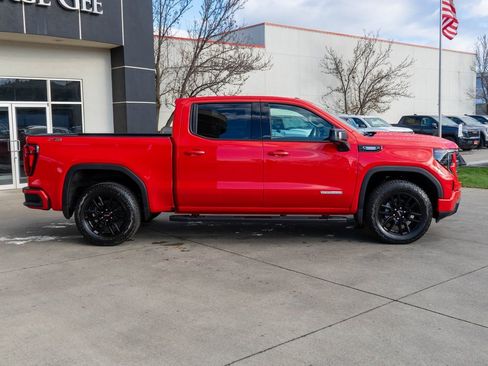 New 2026 GMC Sierra 1500 Elevation w/ Elevation Premium Package image 8