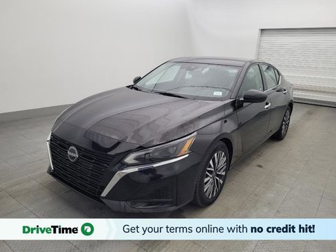 Used 2023 Nissan Altima 2.5 SV image 1